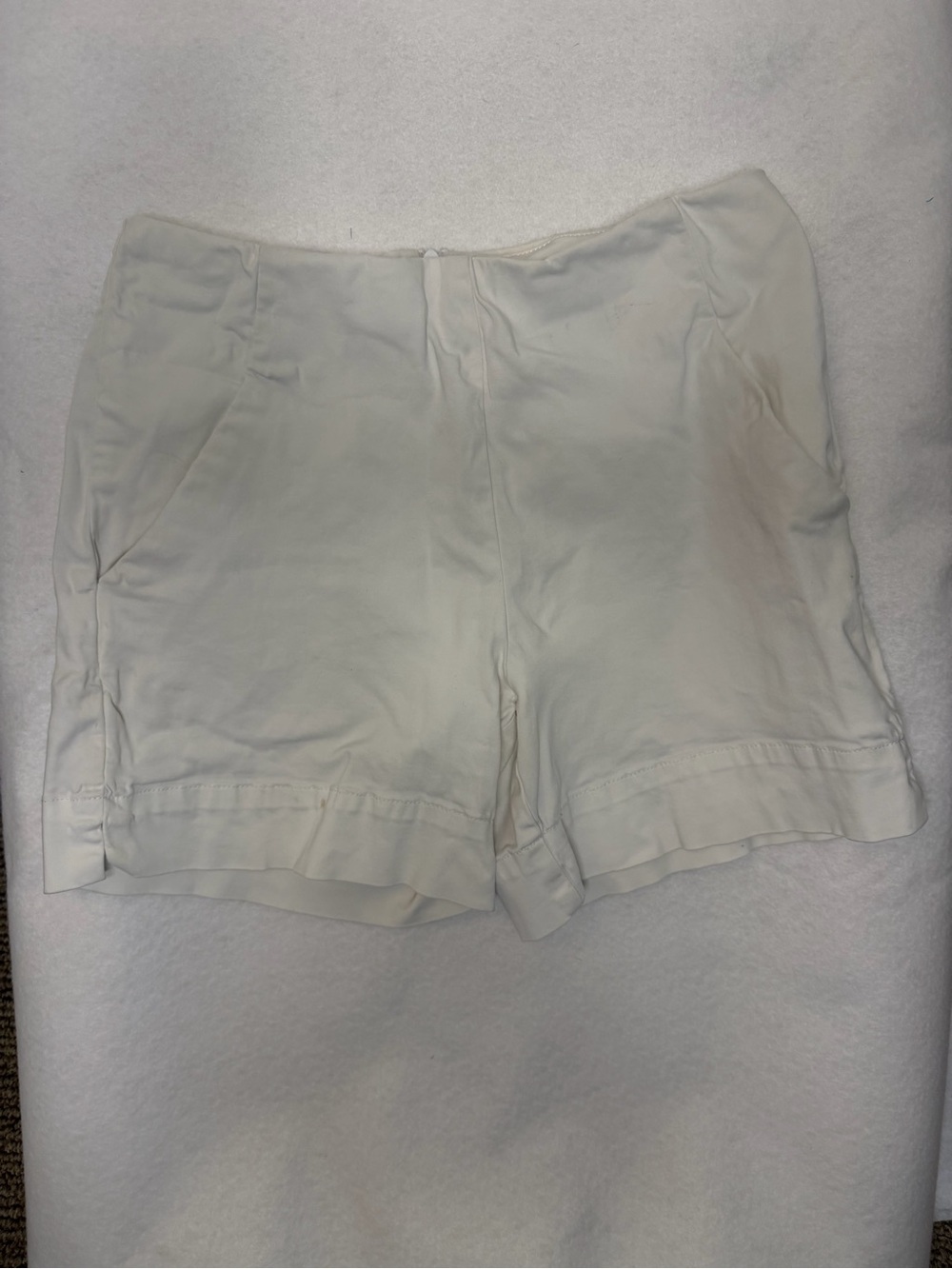 Tommy Bahama Chino White Women's Regular Shorts Preppy Coastal